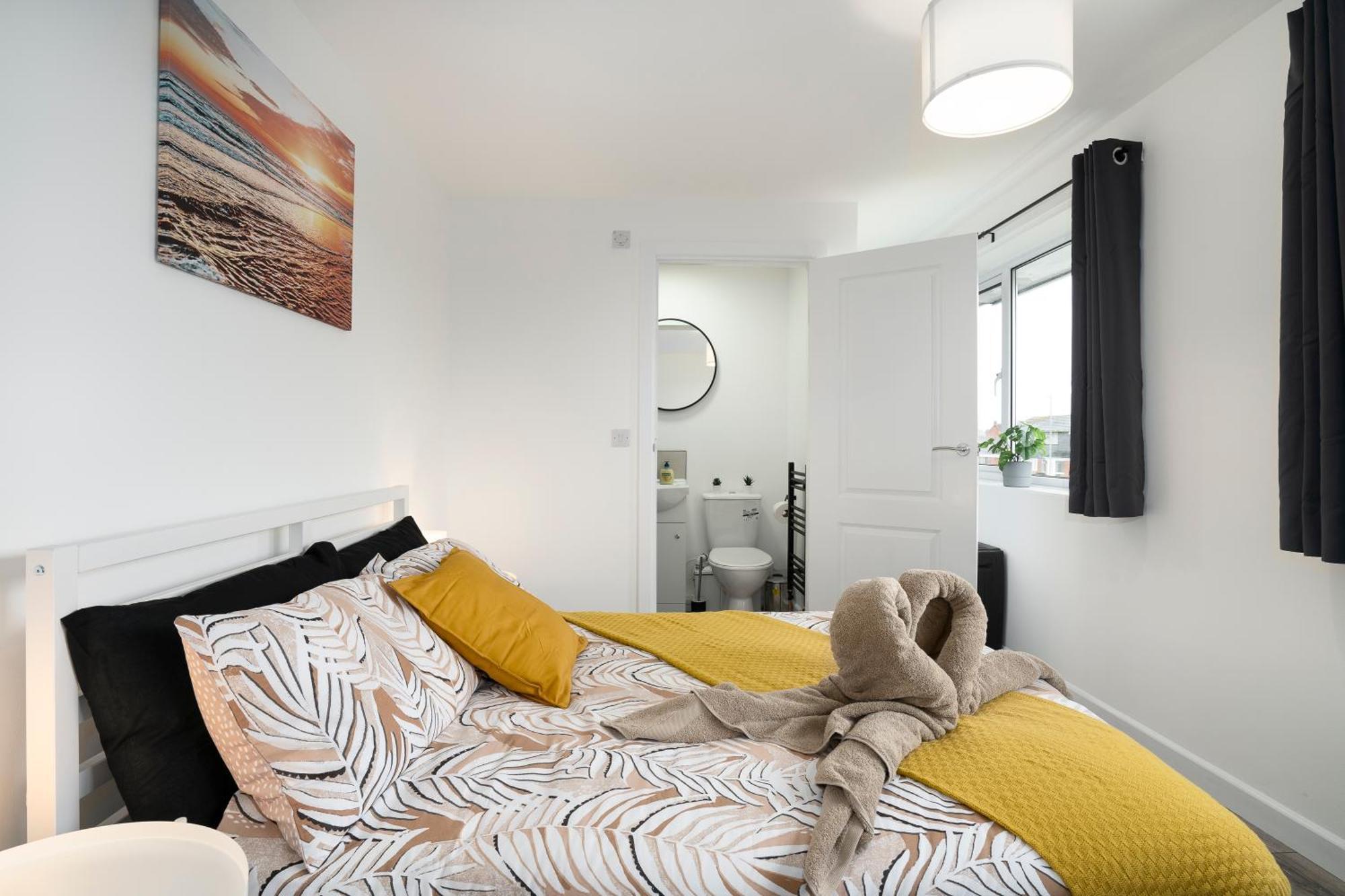 Апартаменти Modern 4 Bed House-Free Parking Burton  Екстер'єр фото